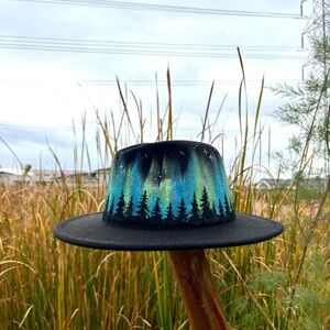 Northern lights wide brim hat alaska inspired
